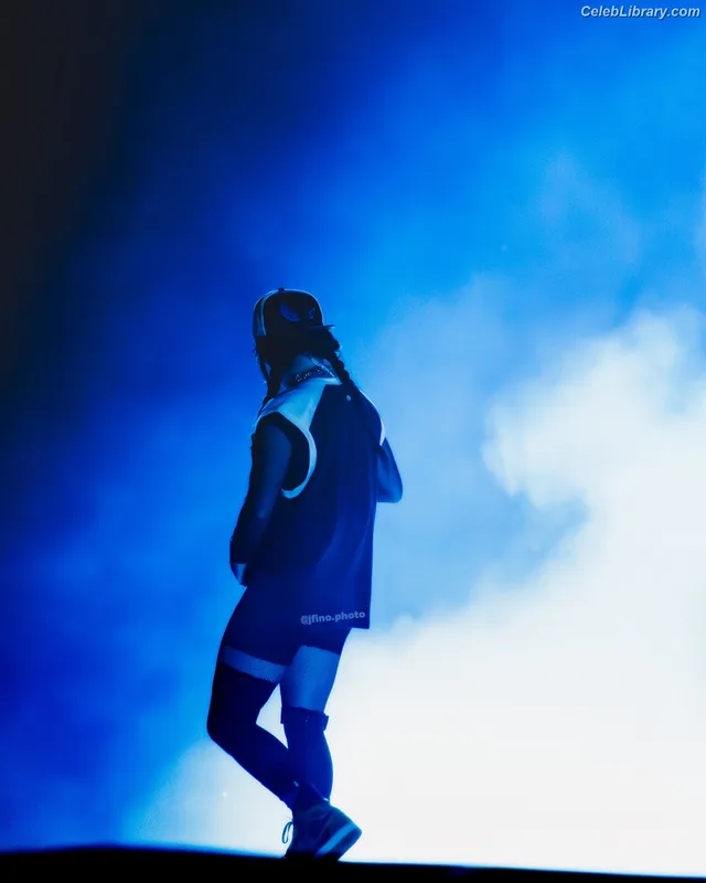 Billie Eilish photo 6 of 1846