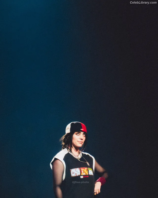 Billie Eilish photo 7 of 1846