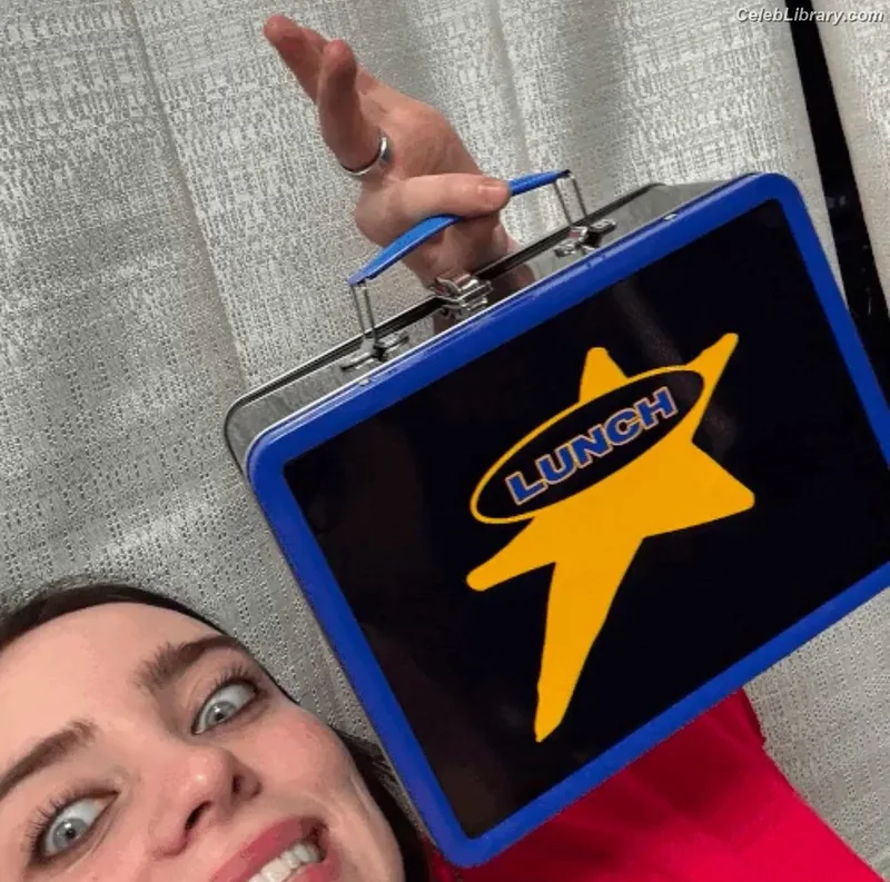 Billie Eilish photo 24 of 1846