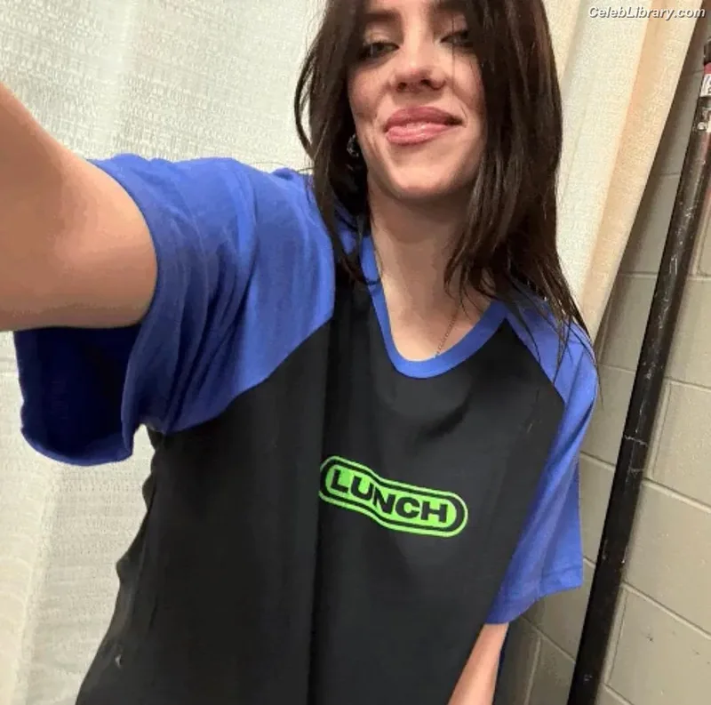 Billie Eilish photo 2 of 1846