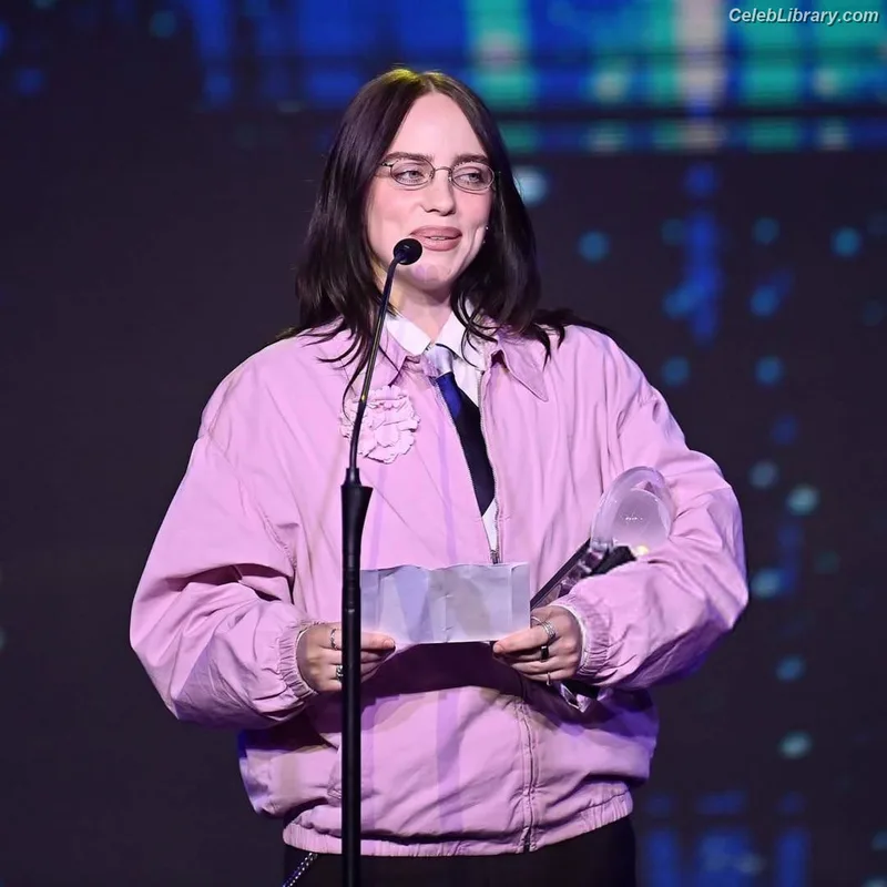 Billie Eilish photo 5 of 1846