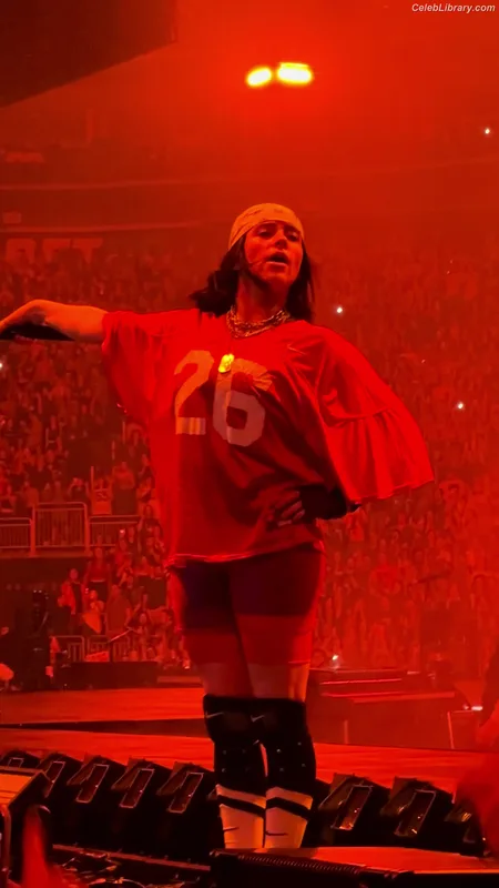 Billie Eilish photo 7 of 1846