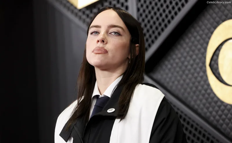 Billie Eilish photo 3 of 1846