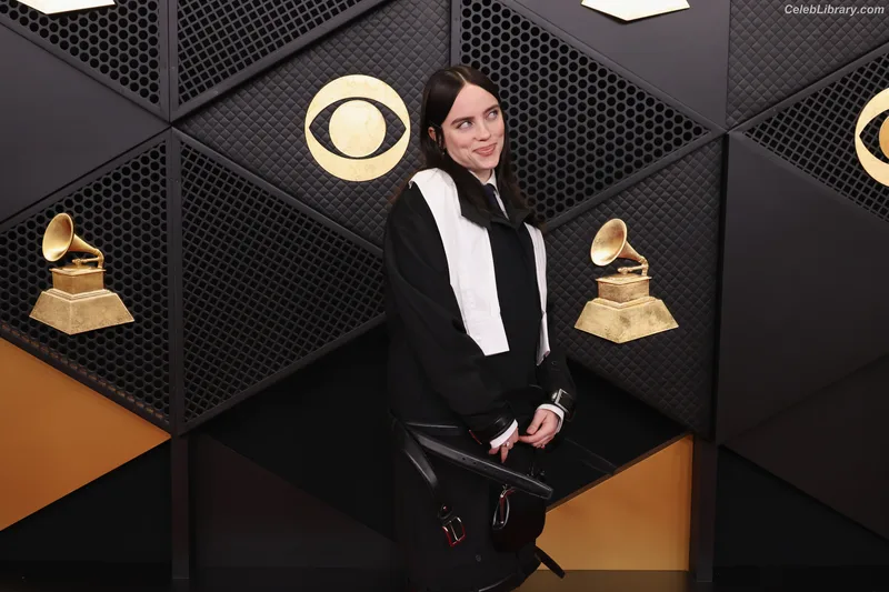 Billie Eilish photo 20 of 1846