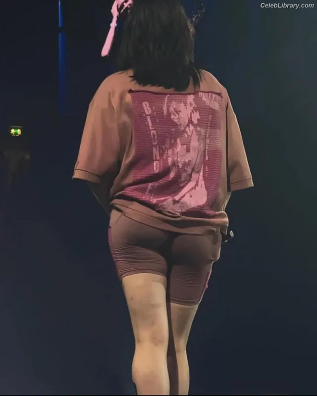 Billie Eilish photo 9 of 1846