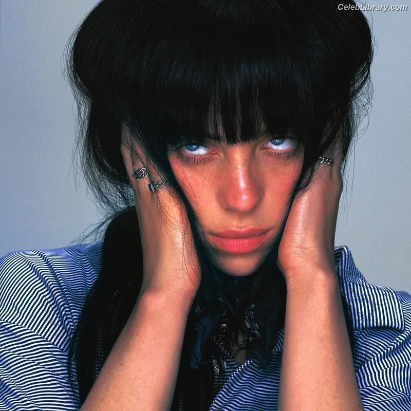 Billie Eilish photo 2 of 1846
