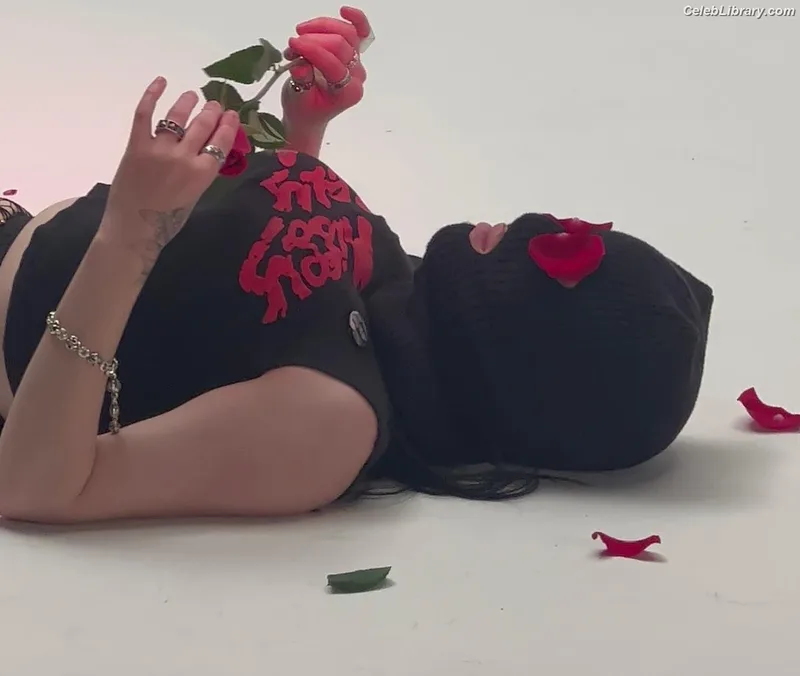 Billie Eilish photo 10 of 1846