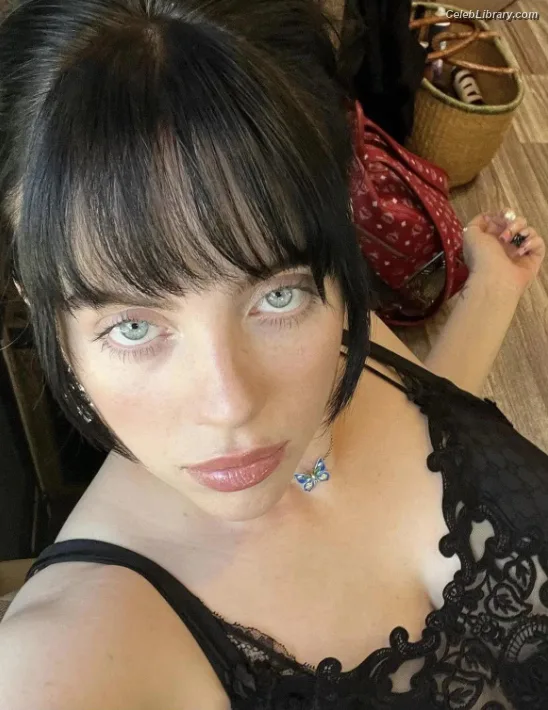 Billie Eilish photo 23 of 1846