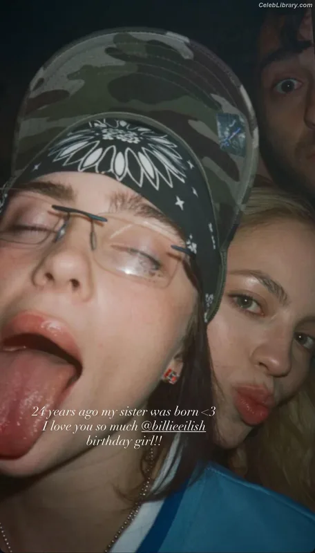 Billie Eilish photo 5 of 1846