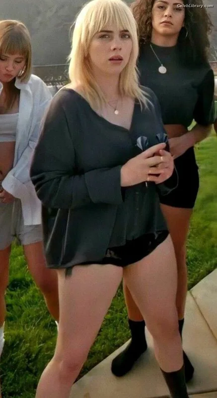 Billie Eilish photo 7 of 1846