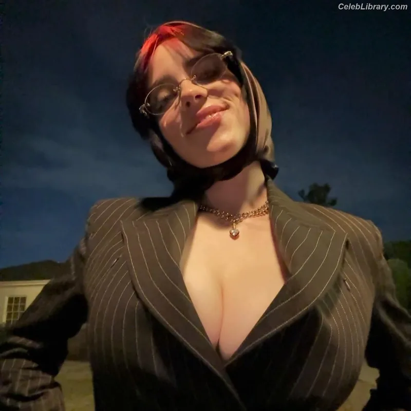 Billie Eilish photo 20 of 1846