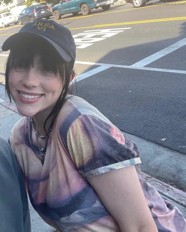 Billie Eilish photo 24 of 1846