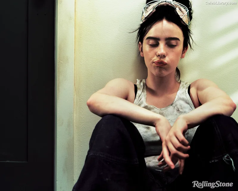 Billie Eilish photo 14 of 1846