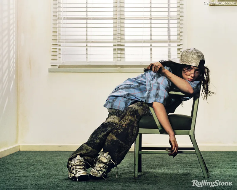 Billie Eilish photo 16 of 1846