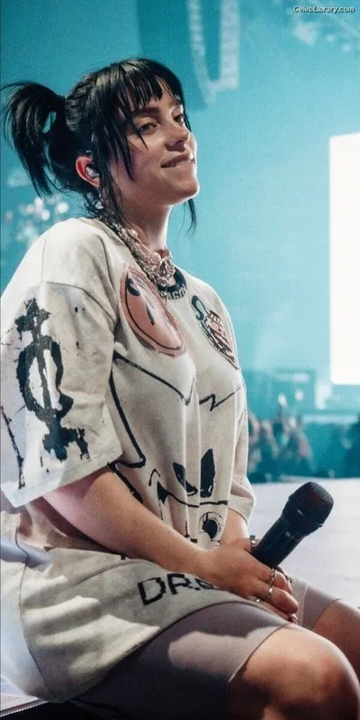 Billie Eilish photo 8 of 1846