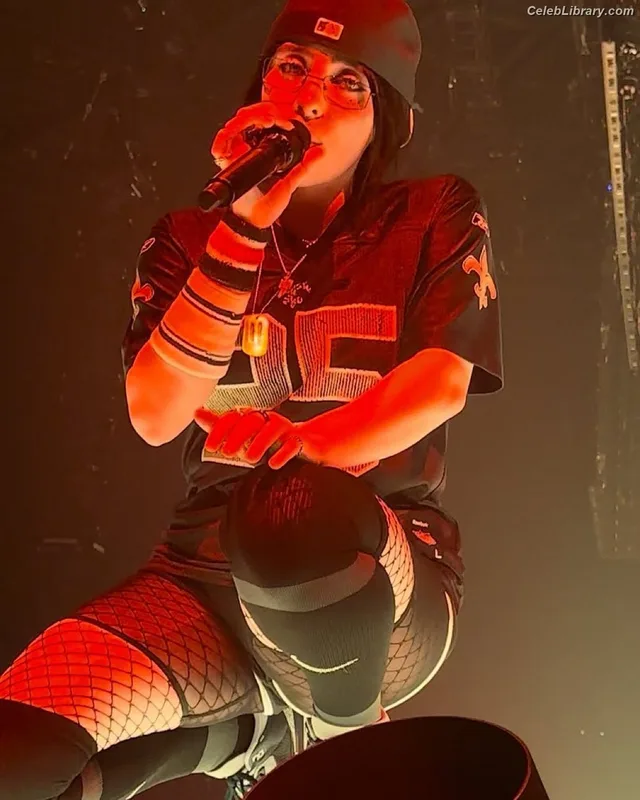 Billie Eilish photo 11 of 1846