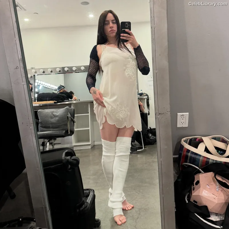 Billie Eilish photo 18 of 1846