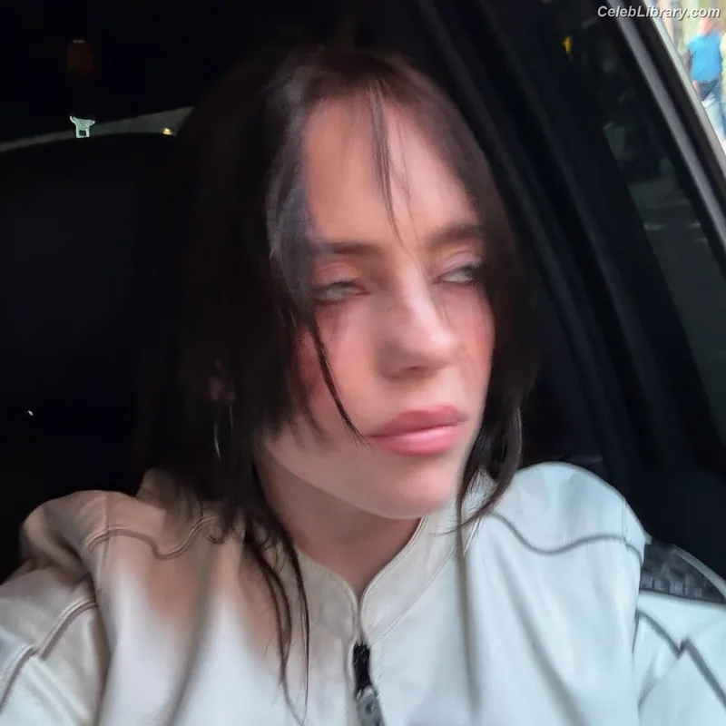 Billie Eilish photo 9 of 1846
