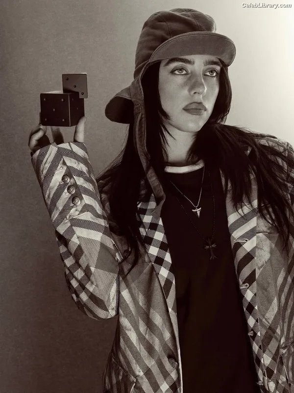 Billie Eilish photo 20 of 1846