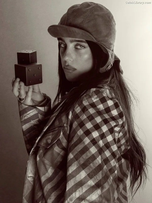 Billie Eilish photo 6 of 1846
