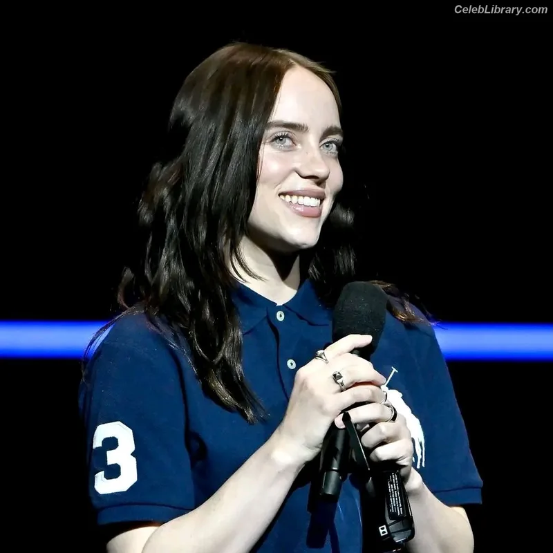 Billie Eilish photo 11 of 1846