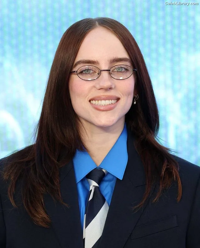 Billie Eilish photo 23 of 1846