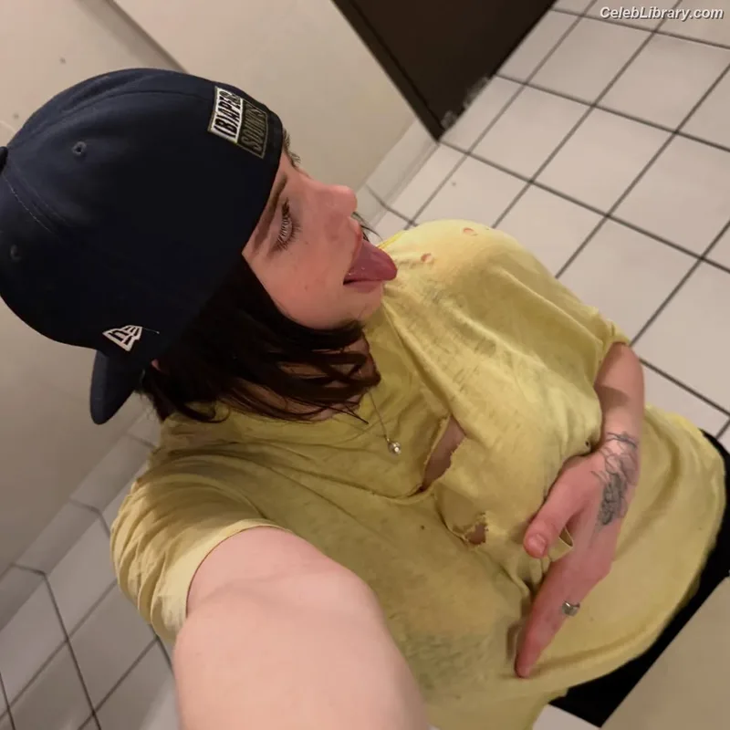 Billie Eilish photo 7 of 1846