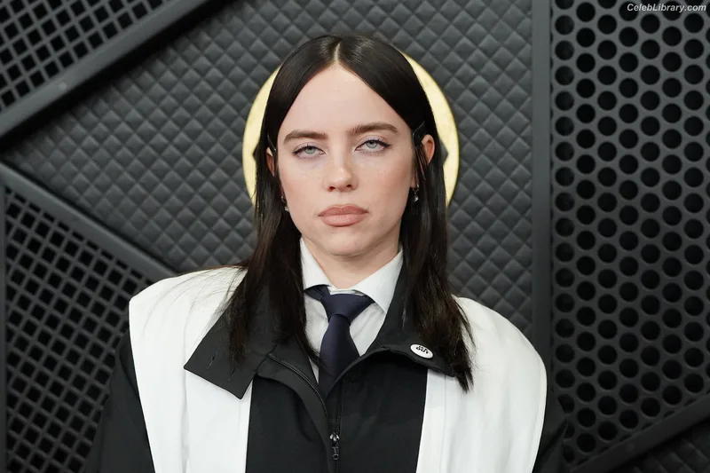 Billie Eilish photo 8 of 1846