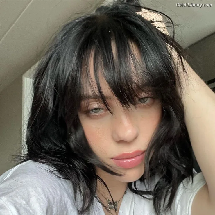 Billie Eilish photo 24 of 1846