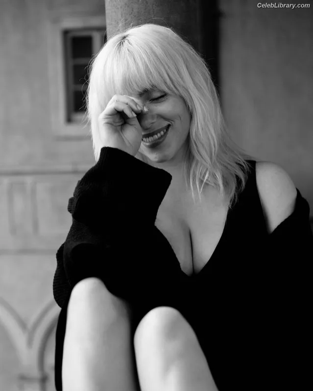 Billie Eilish photo 10 of 1846