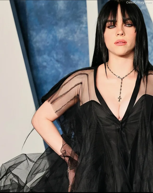 Billie Eilish photo 19 of 1846