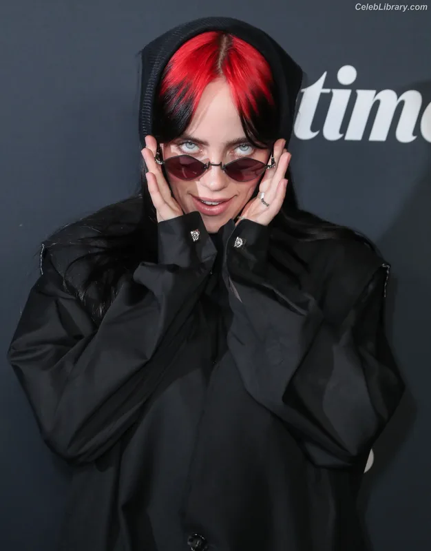 Billie Eilish photo 24 of 1846