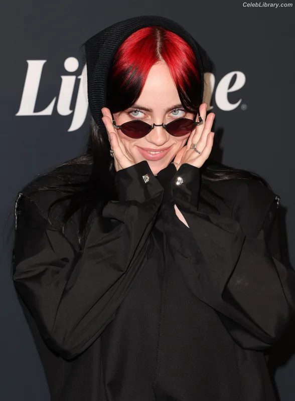 Billie Eilish photo 16 of 1846