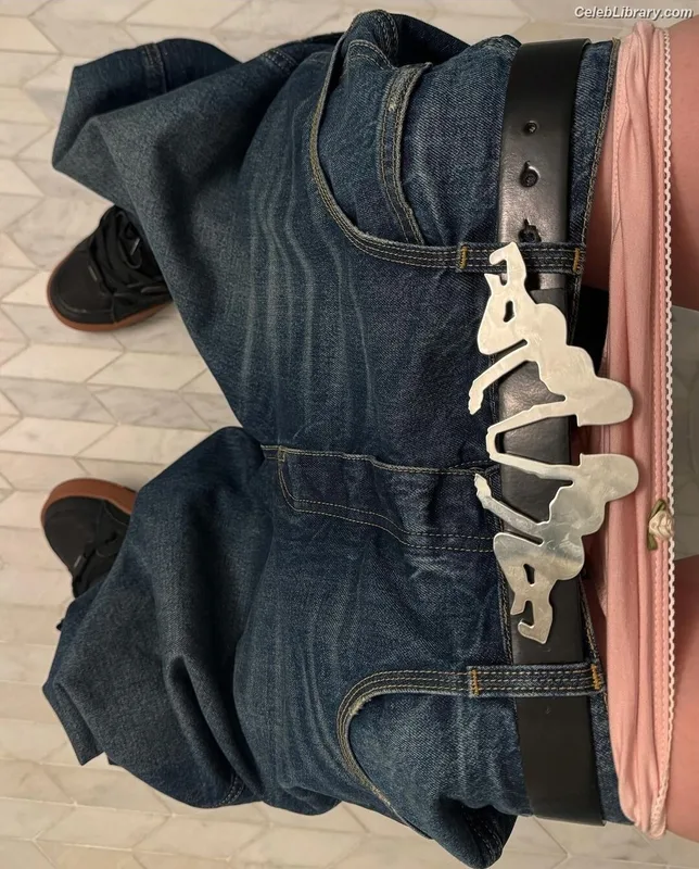 Billie Eilish photo 20 of 1846