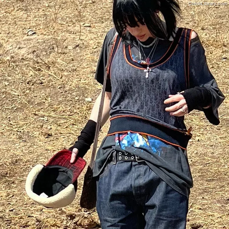 Billie Eilish photo 10 of 1846