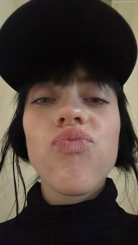 Billie Eilish photo 13 of 1846
