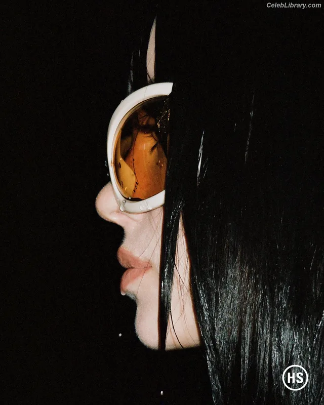 Billie Eilish photo 3 of 1846