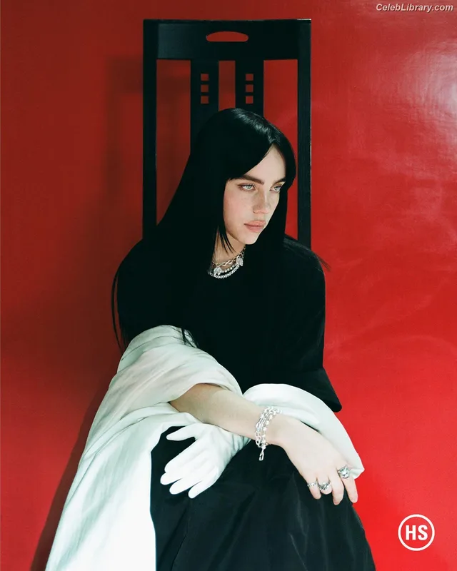 Billie Eilish photo 6 of 1846