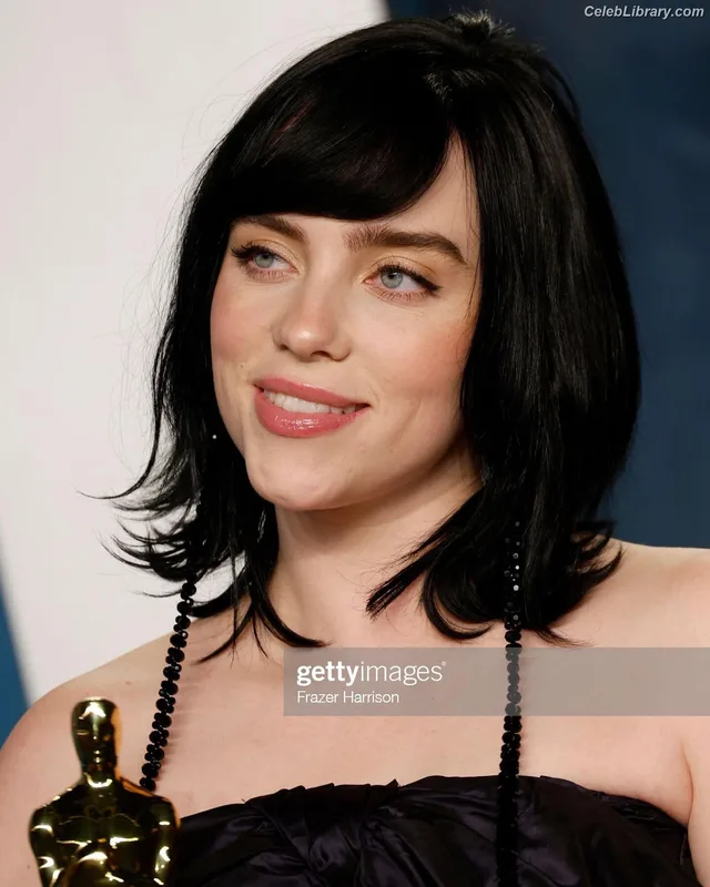 Billie Eilish photo 18 of 1846