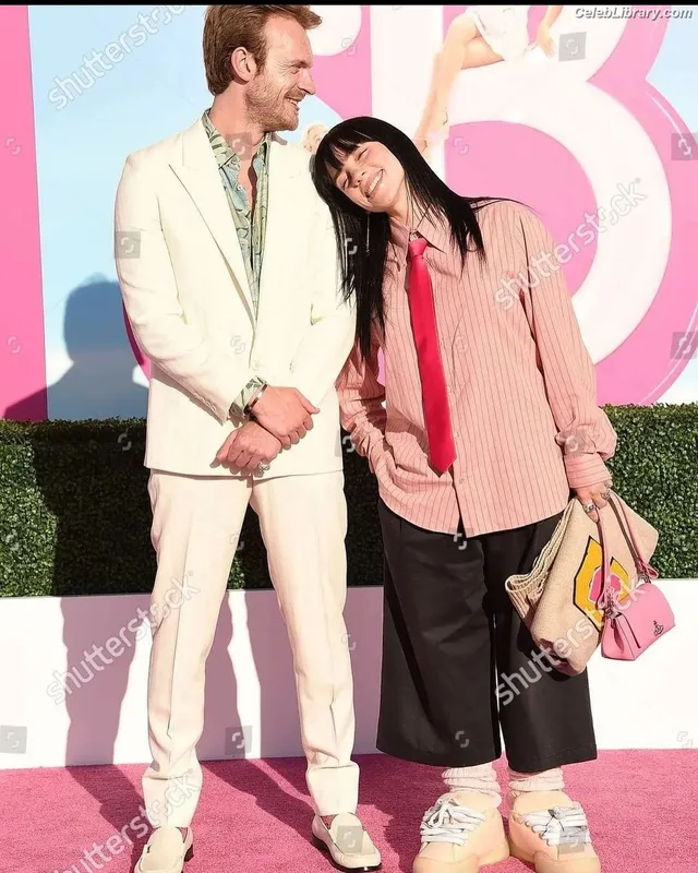 Billie Eilish photo 8 of 1846