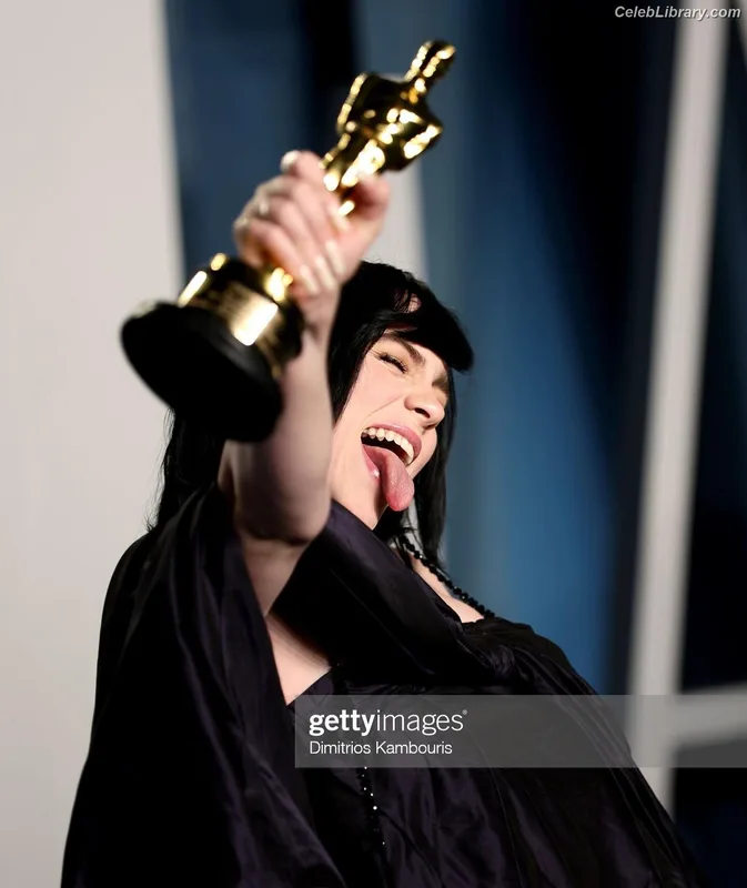 Billie Eilish photo 13 of 1846