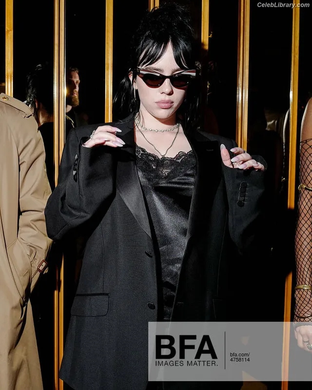 Billie Eilish photo 4 of 1846
