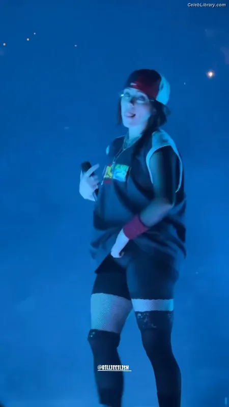 Billie Eilish photo 4 of 1846