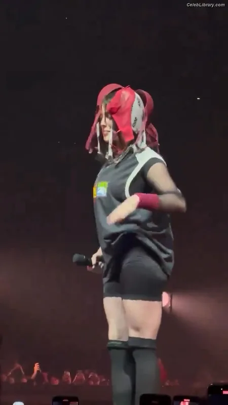 Billie Eilish photo 8 of 1846