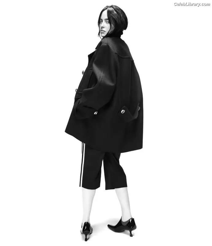 Billie Eilish photo 14 of 1846