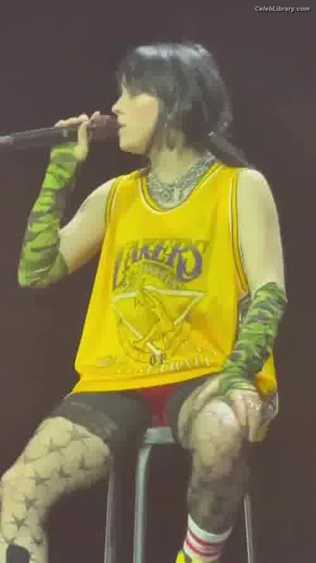 Billie Eilish photo 18 of 1846