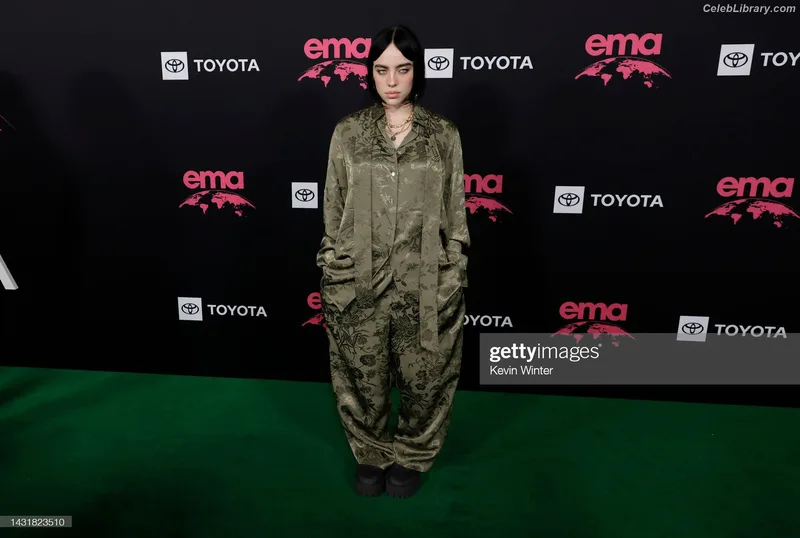 Billie Eilish photo 14 of 1846