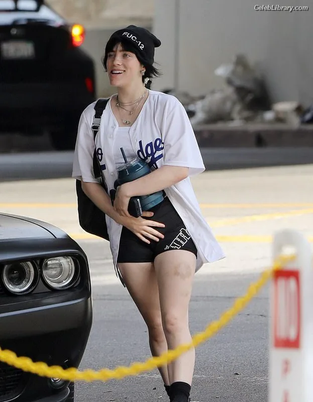 Billie Eilish photo 13 of 1846