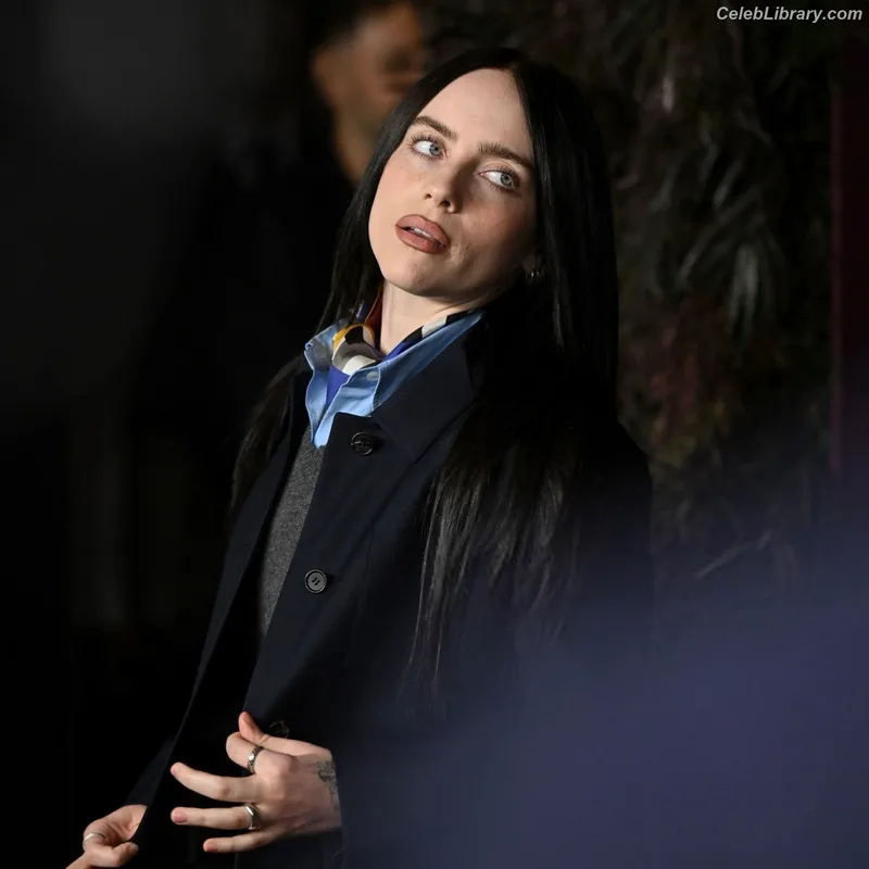 Billie Eilish photo 7 of 1846