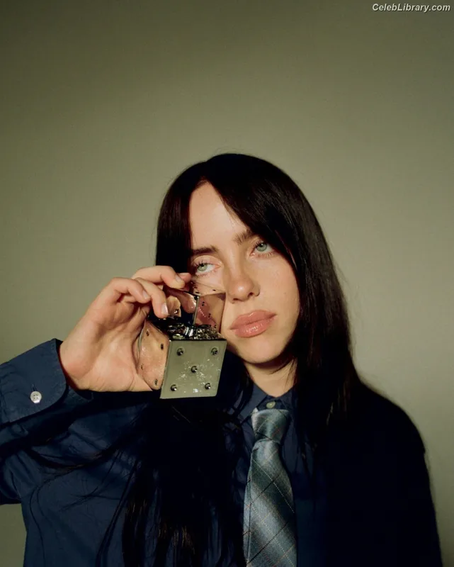 Billie Eilish photo 14 of 1846